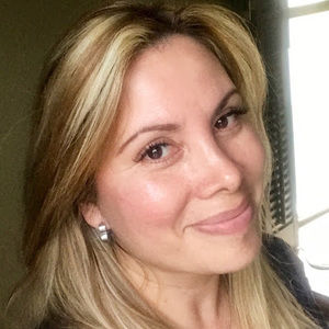 Meet your Posher, Leslie